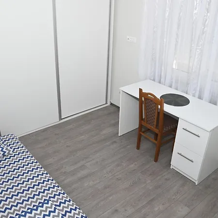 Stan Za Iznajmljivanje G I N Apartman *