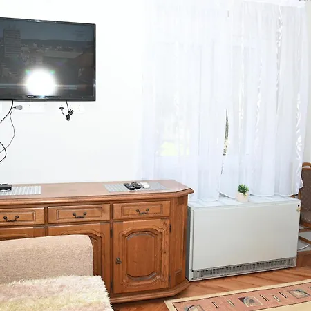 Stan Za Iznajmljivanje G I N Apartman *